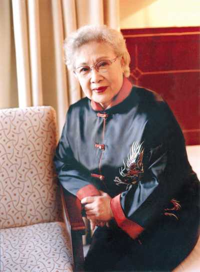 [转载]温婉的秦怡,坚强的心---秦怡近照