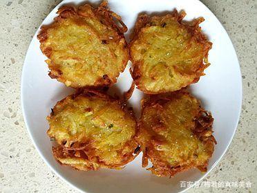 金黄酥脆的炸土豆饼,有营养好味道,大人小孩都爱吃