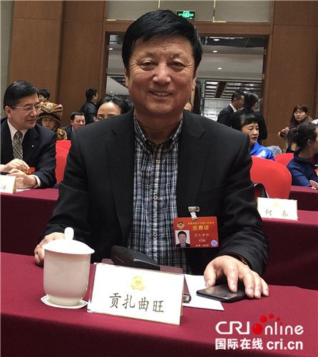 全国政协委员,西藏自治区拉萨市副市长贡扎曲旺7日接受记者专访时