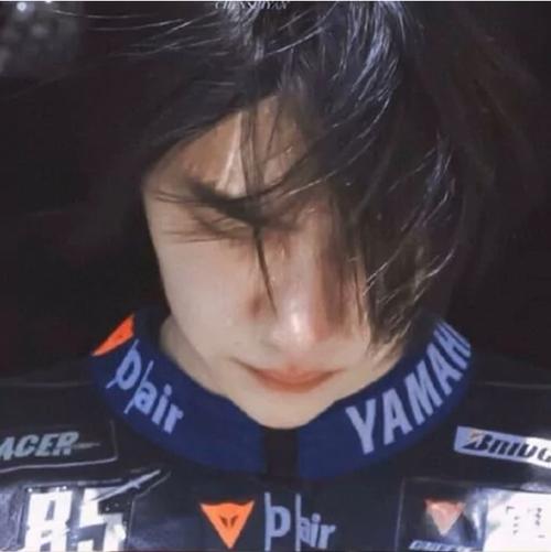 王一博ins风头像