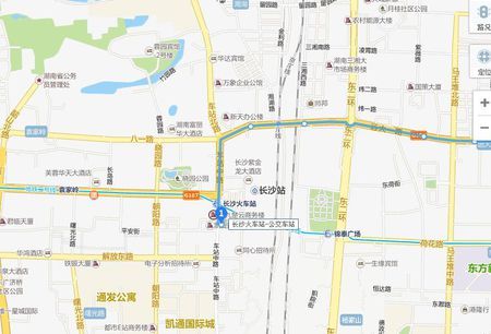 长沙站附近的公交车