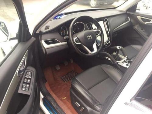 【马鞍山】2016年4月 众泰 sr7 1.5t 魔方之梦版 白色 自动档