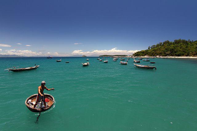 what tourists should know in cham island