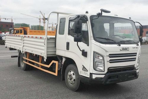 江铃 凯锐 152马力 4.675米 国六 排半栏板轻卡(jx1083tka26)