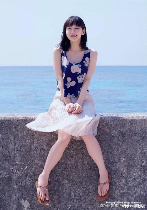 日本90后当红小花吉冈里帆,治愈系穿搭唯美清纯,韵味十足