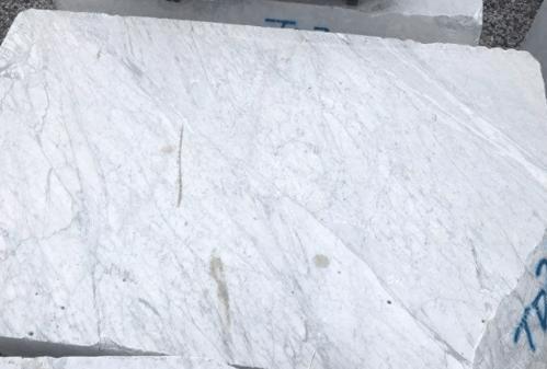 的气息 让进入其中的人感觉清新,自然 广西白大理石产于广西贺州市