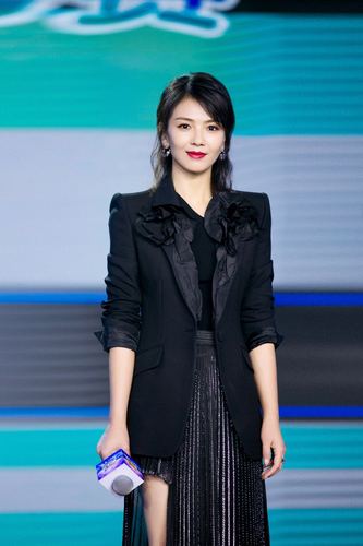 刘涛穿黑色调单品,气场有点强,一般人hold不住