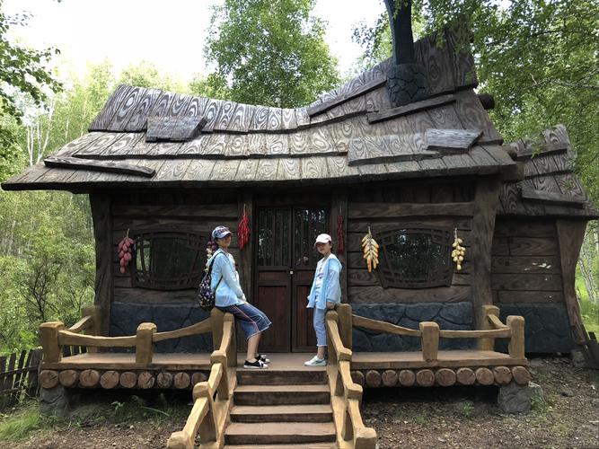 白桦林景区:光头强的小木屋