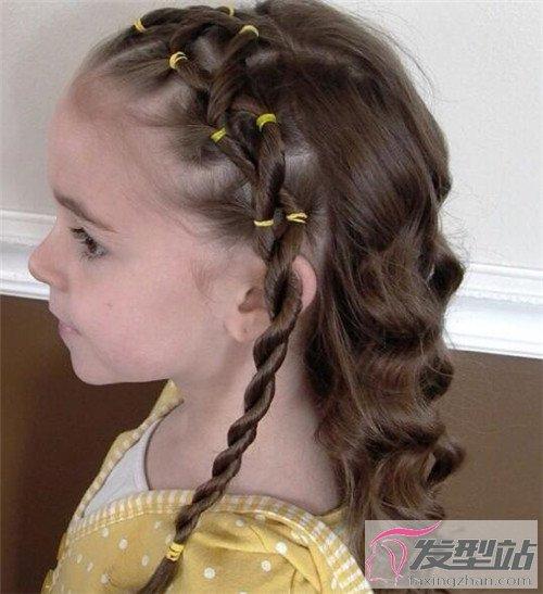 可爱小女孩编发 甜美呆萌又有个性-儿童发型-发型站_最新流行发型设计