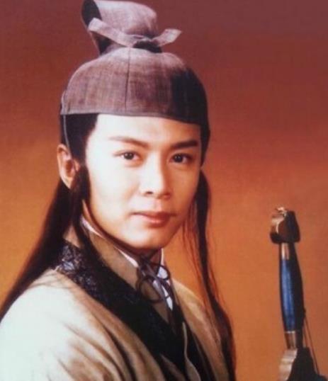 何宝生最让人记忆的深刻角色莫过于96版《笑傲江湖》中林平之.