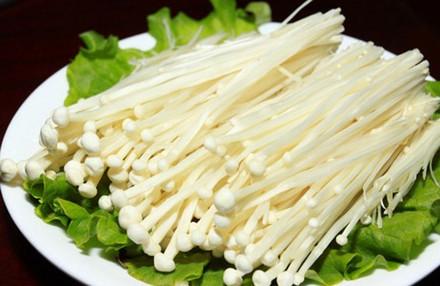1,金针菇 其是日常生活中常见的一种蔬菜,含有较高的营养价值,若过敏