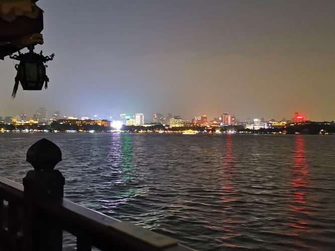 西湖夜景2020深秋