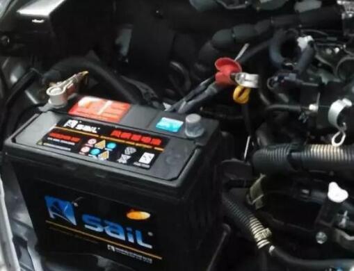 汽车电瓶没电救援多少钱,汽车电瓶没电了怎么搭电