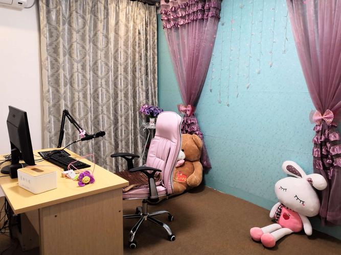 寻网络主播,保底月收入3000-2万元,有宿舍,也可在家里直播,公司免费