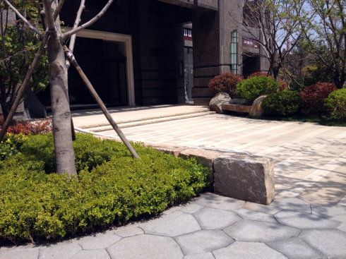 [转载]精工细作--青岛海信天玺---08,建筑大堂入口景观二
