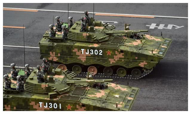 俄步兵战车装上57毫米重型机关炮,我军则用其击沉越舰