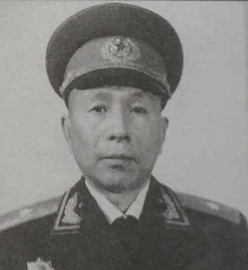 裴志耕将军