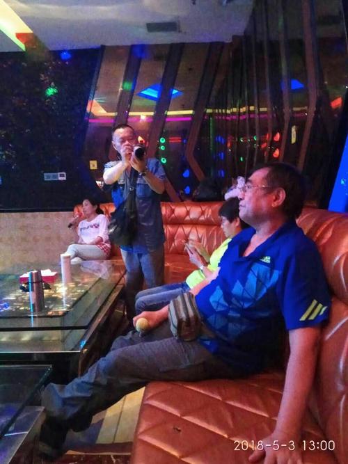 《卡拉ok天津房》