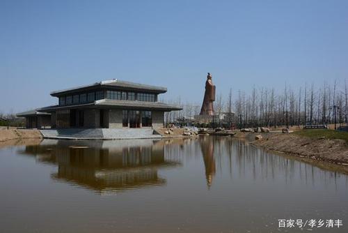 中华孝道文化园位于清丰县西南部,规划占地2000亩,投资约2亿元,是