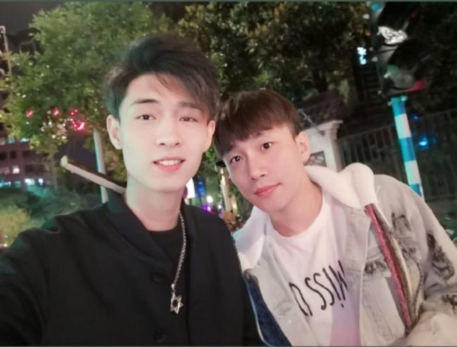 何九华因迟到向秦霄贤道歉,立下一年誓言,给德云社搭档做了榜样