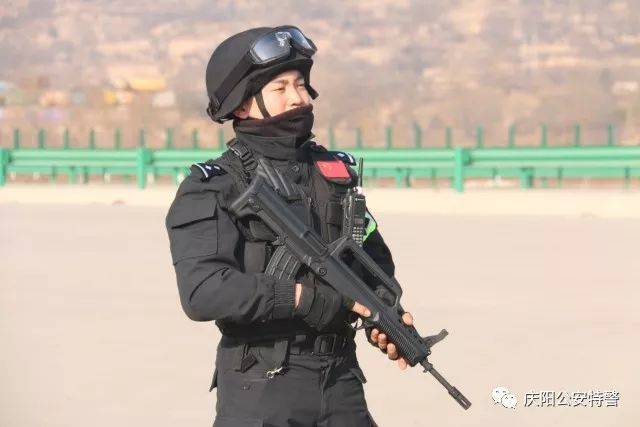 庆阳特警全副武装集体出动!
