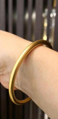 今年流行古法金手镯