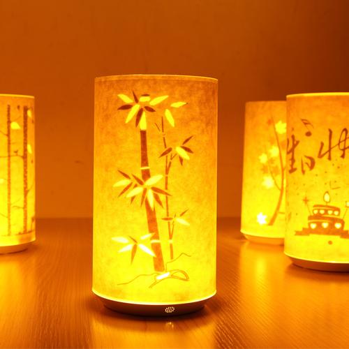 羊皮纸床头灯纸雕红外遥控感应灯diy浪漫雕花镂空床头创意小夜灯_7折