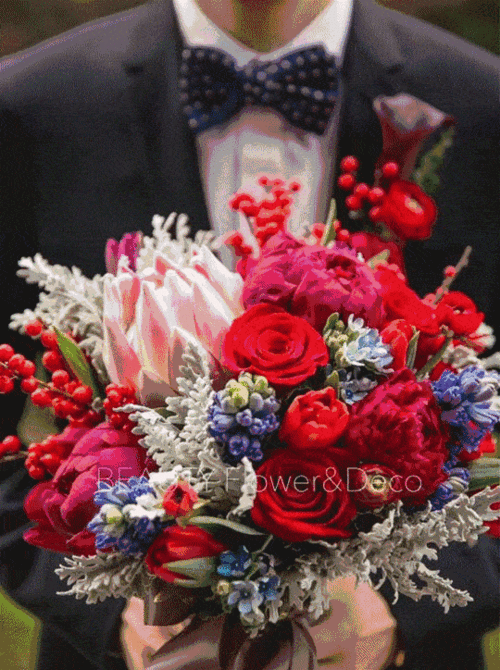 尤以定制捧花和派对布置深受青睐.