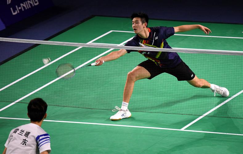 羽毛球全国冠军赛男单半决赛雷兰曦晋级决赛