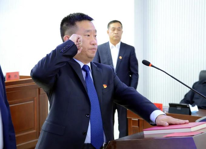 徐铭宇同志全票当选洮南市人民政府副市长,市公安局