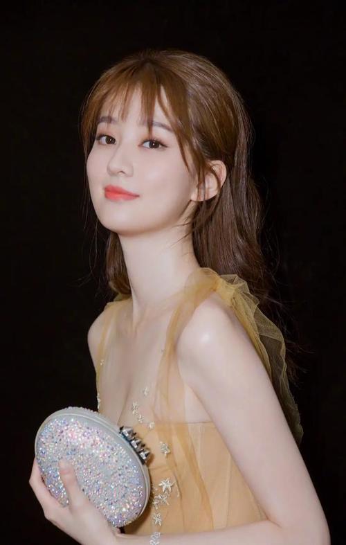 90后小花旦乔欣个人写真集:清新甜美,靓丽迷人!