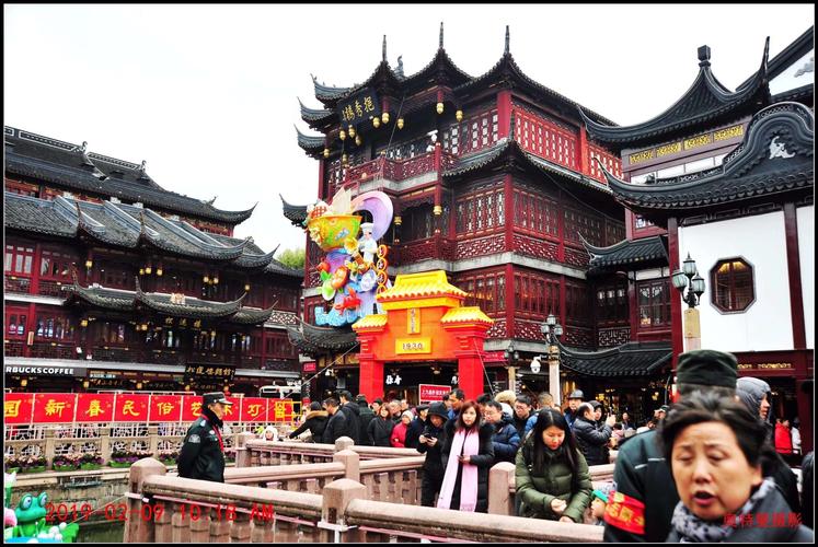 新年里的上海城隍庙