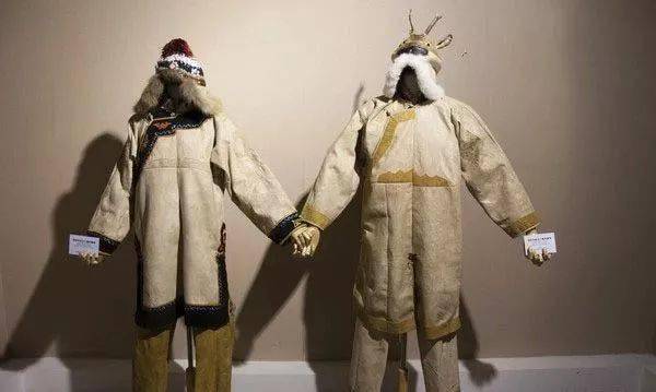 鄂温克族服饰——"南得苏恩"