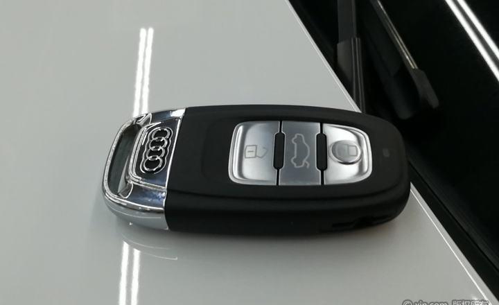 奥迪a5敞篷车 2016款 2.0t 自动 45tfsi进取型