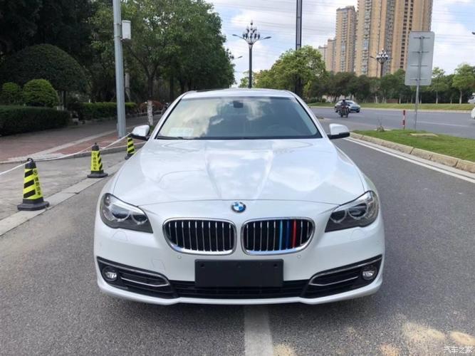 【泉州】2017年4月 宝马 宝马5系 525li 豪华设计套装 自动档