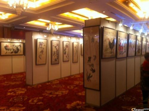 供应天津w型挂画展板租赁天津八棱柱书画展板租赁八棱柱展示展柜租赁