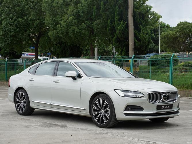 40万预算,沃尔沃s90值得买吗?性价比高吗?