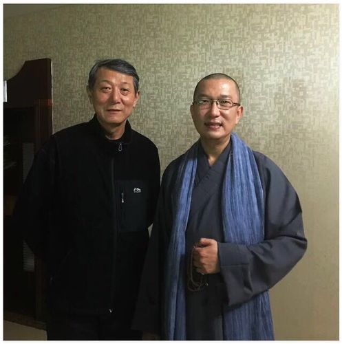 与明海法师合影