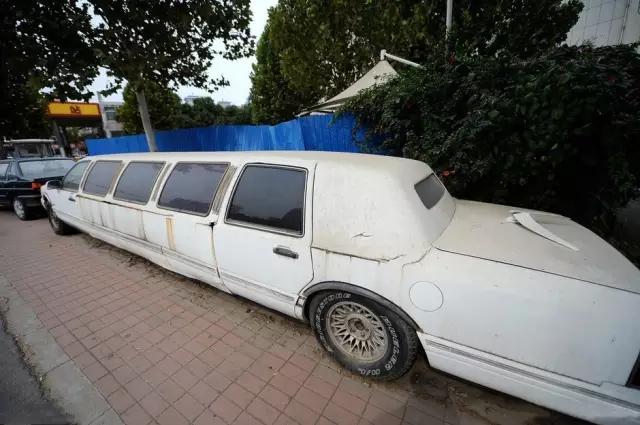看着都让人心疼百万加长林肯变僵尸车