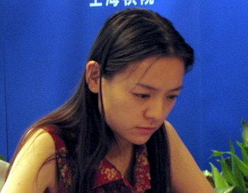 组图-美女棋手诸宸显巾帼英雄本色 拿走2万特别奖