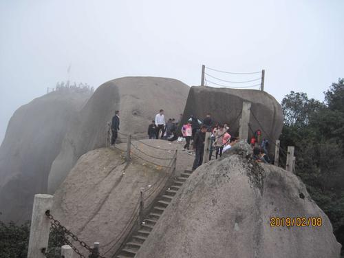 8开心户外一行4人游诏安最美的景点乌山国家森林风景名胜区,海拔1074