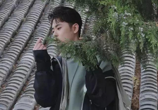 张云雷的新店云雷造型开分店了,前后不过5个月,太厉害