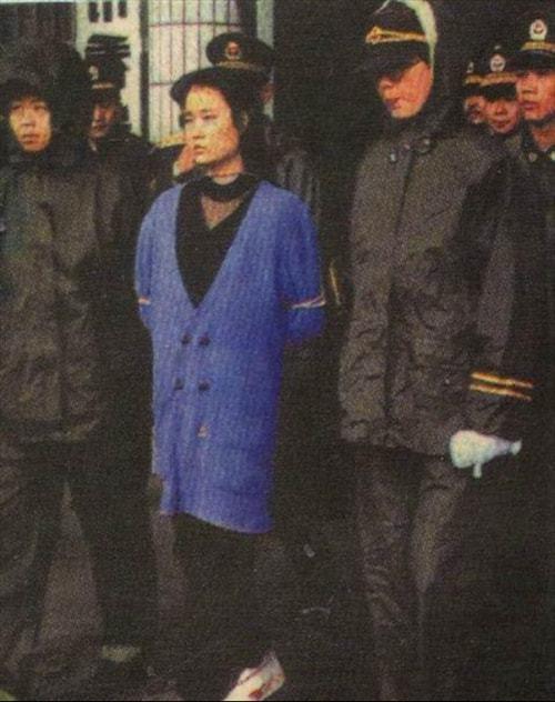 黑龙江美女死刑犯毕丽梅被枪决后又意外复活该补枪还是该赦免