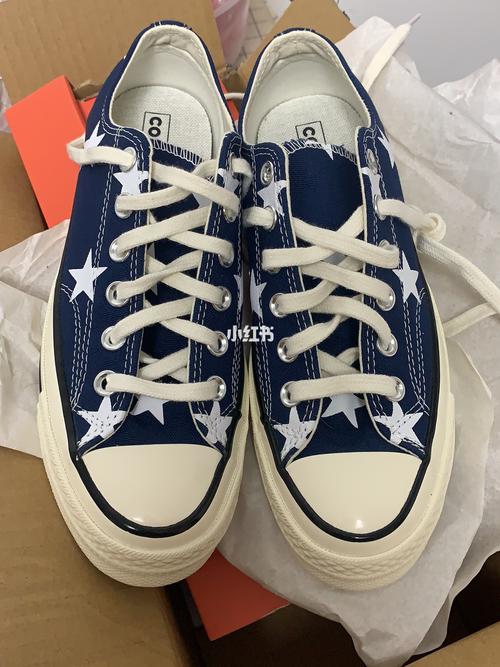 匡威星星款,超好看der!_匡威怎么样_时尚_鞋靴