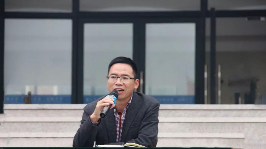 高涨学劲乘势再进东阳二中举行高考首考表彰大会