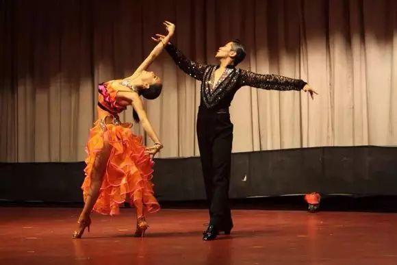 新手如何学好拉丁舞