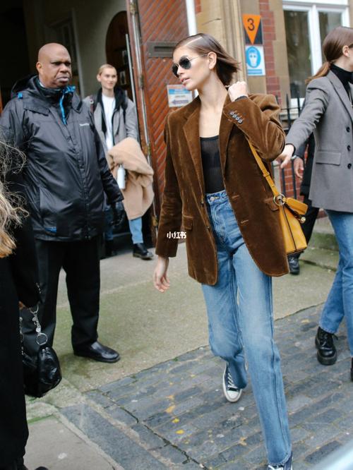 街拍穿搭|欧美秋冬街拍_街拍_街拍穿搭_时尚_穿搭