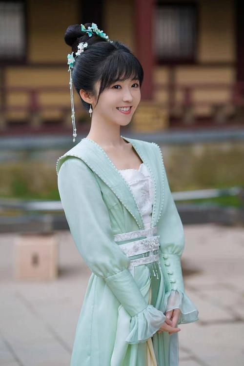 古装悬疑爱情剧花青歌横店开机宋伊人挑大梁演女作家