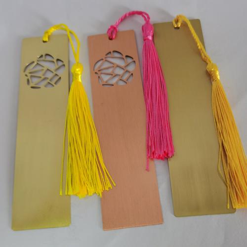 生产黄铜薄片镂空书签 长方形挂绳空白可镭雕logo学校