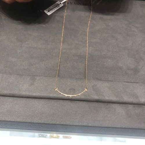 tiffany笑脸项链细节